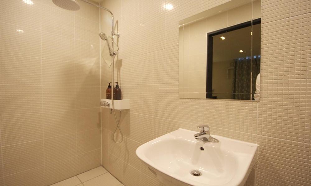 Iksan 4 Seasons Hotel Екстер'єр фото